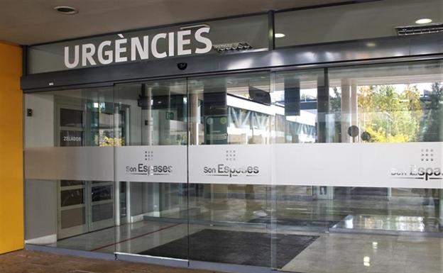 Entrada del servicio de urgencias del hospital Son Espases de Palma de Mallorca.