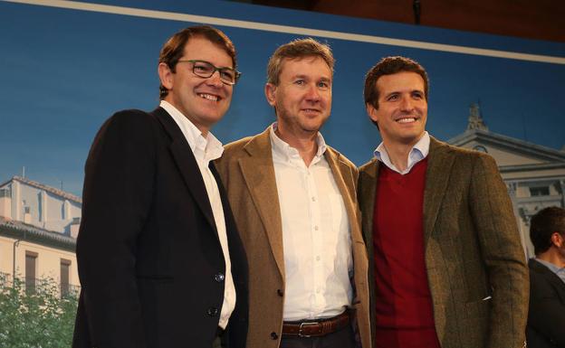 Lacalle con Alfonso Fernández Mañueco y Pablo Casado