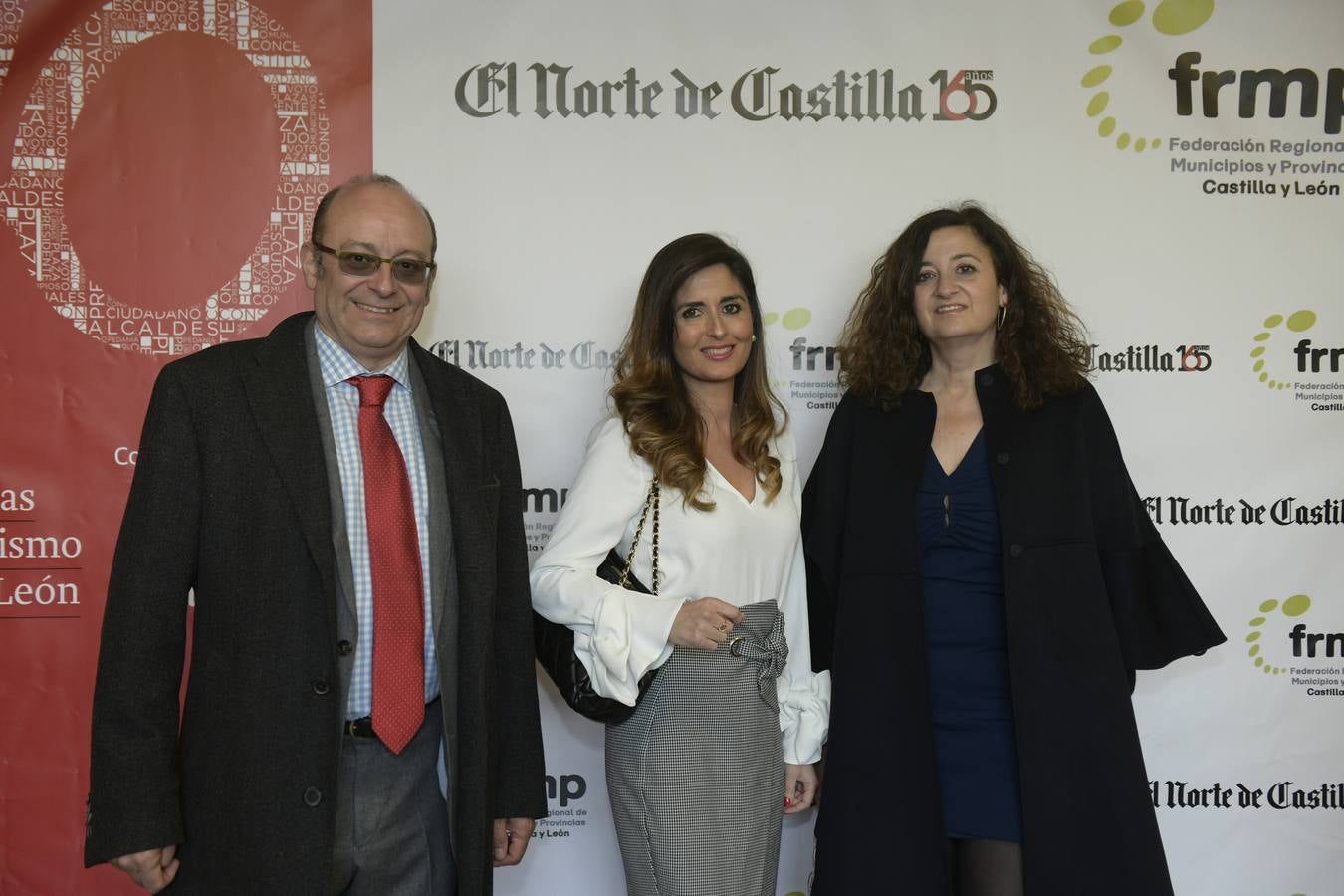 Rosa Pascual, de Elpa, Susana Suárez, alcaldesa de Zaratán, y Francisco Pascual, de Elpa.