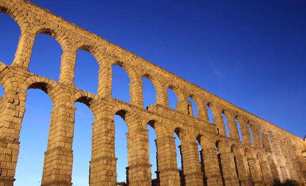 Los arcos del Acueducto de Segovia. 