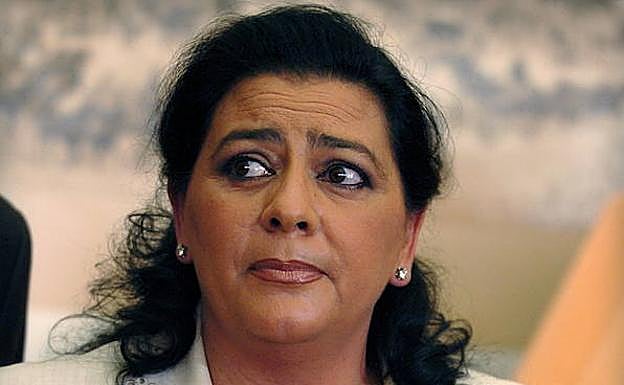 La cantante María del Monte.