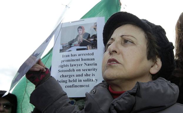 La abogada iraní Shirim Ebadi, ganadora del Premio Nobel de la Paz en 2003.