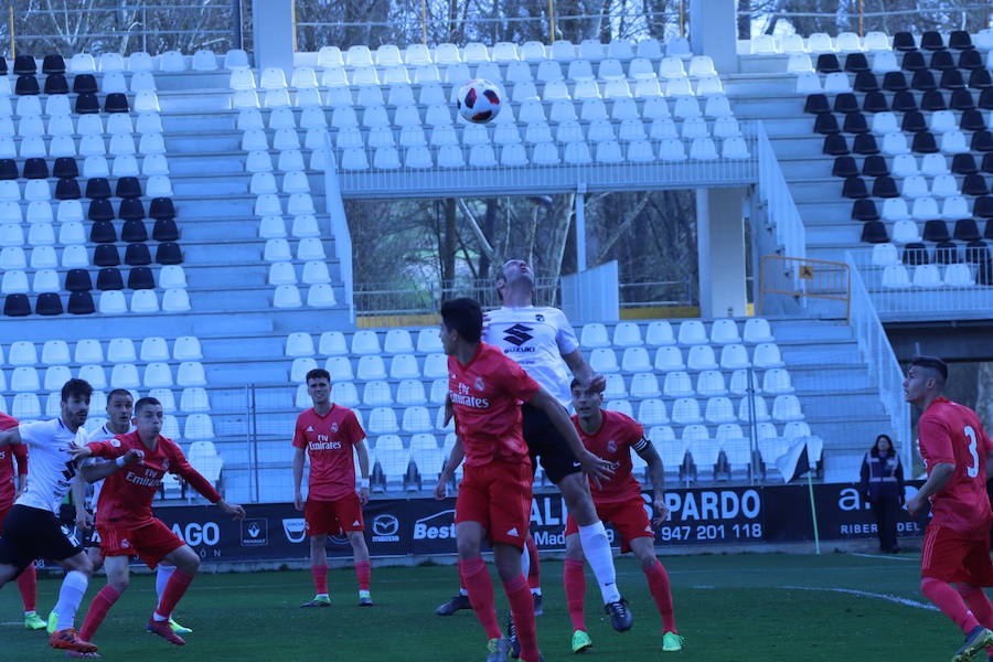 Fotos: Las mejores imágenes del Burgos CF - Real Madrid Castilla