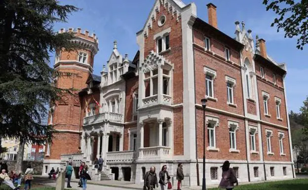 Palacio de la Isla, residencia de Franco durante la Guerra Civil