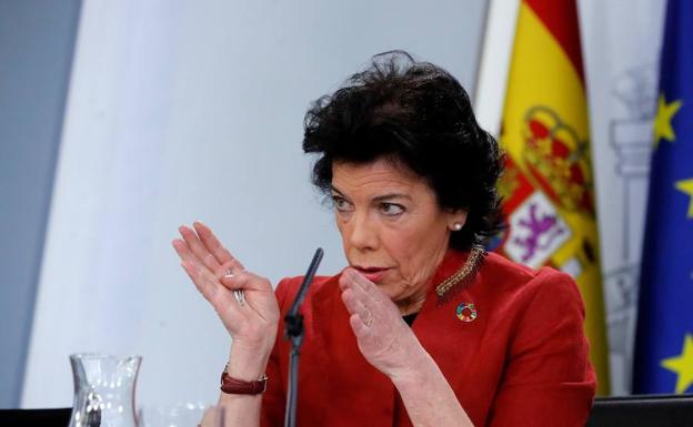 La ministra de Educación y portavoz del Gobierno, Isabel Celaá.