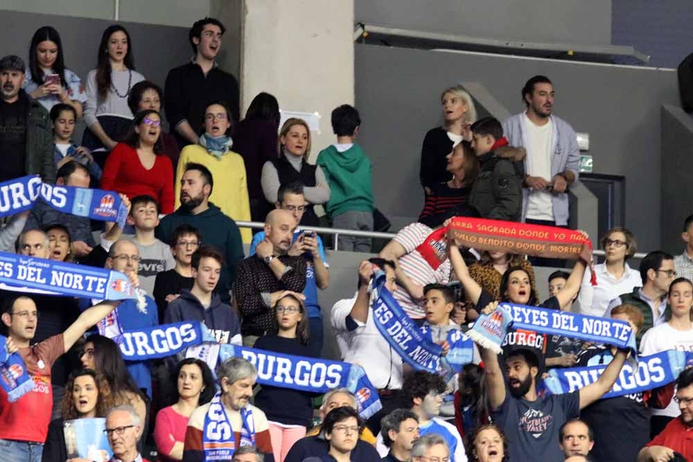 Fotos: Si has disfrutado desde la grada del San Pablo - Fuenlabrada, ¡búscate!