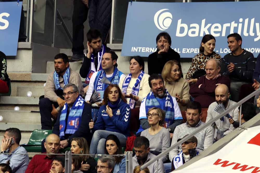 Fotos: Si has disfrutado desde la grada del San Pablo - Fuenlabrada, ¡búscate!