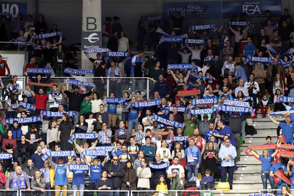 Fotos: Si has disfrutado desde la grada del San Pablo - Fuenlabrada, ¡búscate!