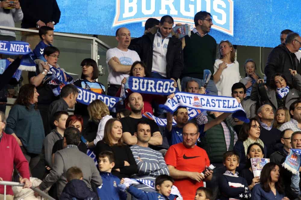 Fotos: Si has disfrutado desde la grada del San Pablo - Fuenlabrada, ¡búscate!