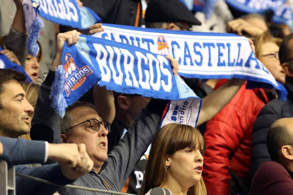 Fotos: Si has disfrutado desde la grada del San Pablo - Fuenlabrada, ¡búscate!