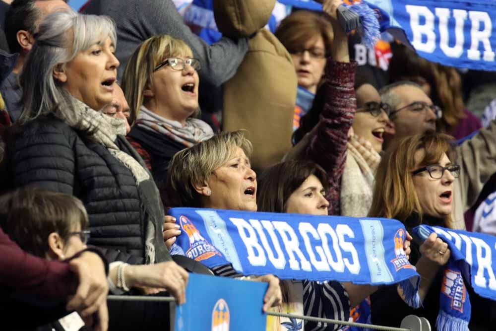 Fotos: Si has disfrutado desde la grada del San Pablo - Fuenlabrada, ¡búscate!