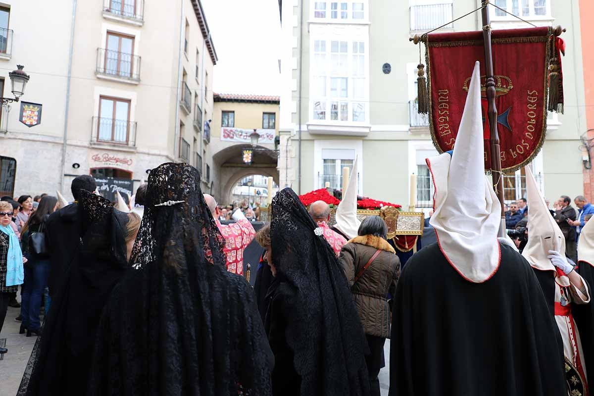 Fotos: Dolor con la caída y rotura de la imagen del Santísimo Cristo de Burgos