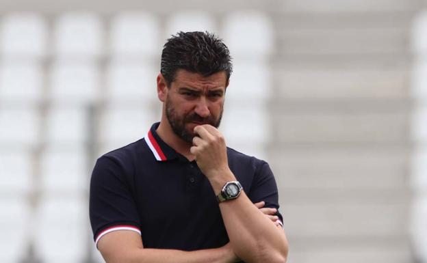 Fernando Estévez, entrenador del Burgos CF. 