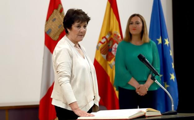 La nueva delegada del Gobierno en Castilla y León, Mercedes Martín Juárez, toma posesión del cargo. 