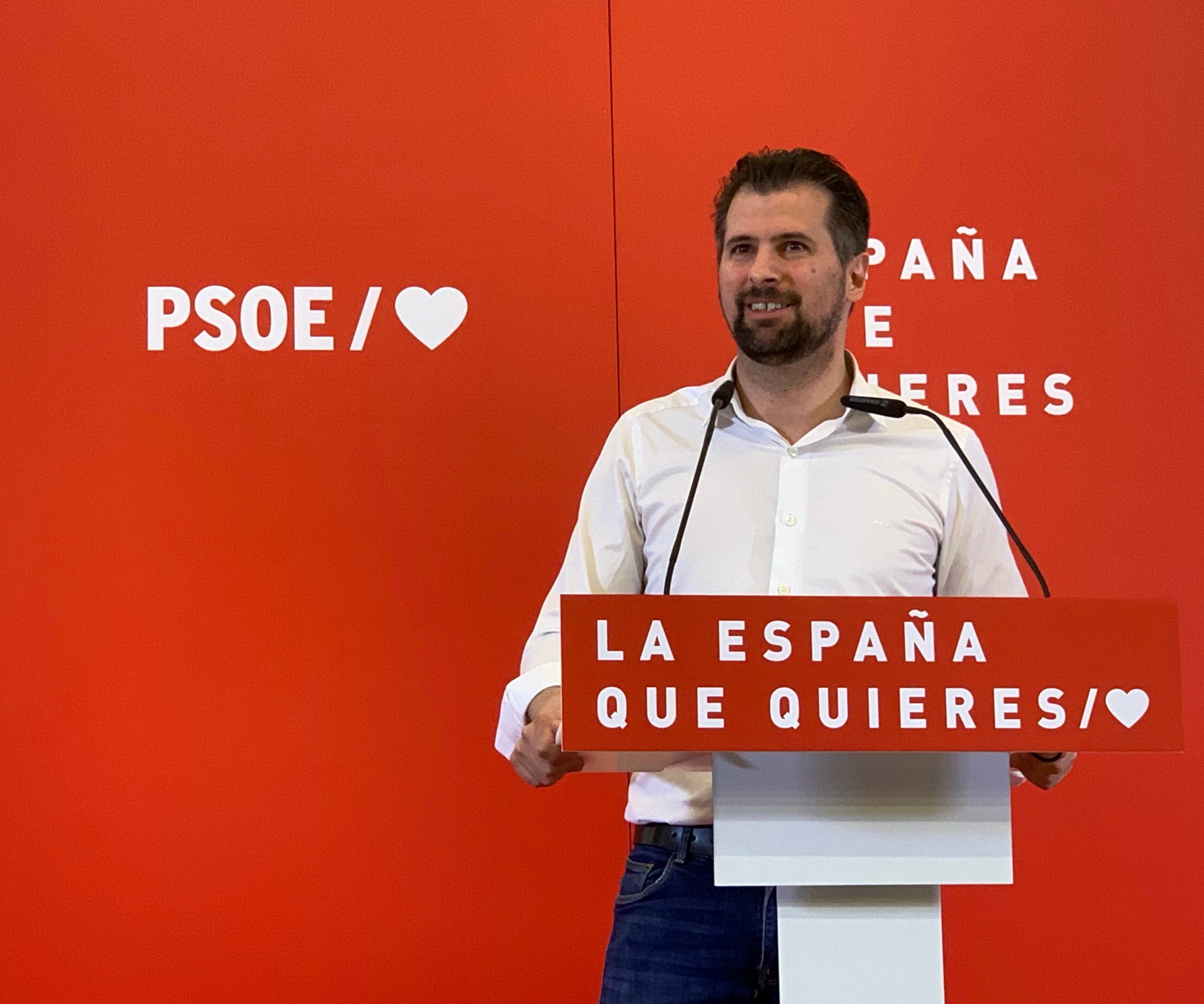 La vicesecretaria general del PSOE, Adriana Lastra, ha participado en un acto político del PSOE en Burgos con Luis Tudanca, candidato a la Junta, Esther Peña, candidata al Congreso, y Ander Gil, candidato al Senado