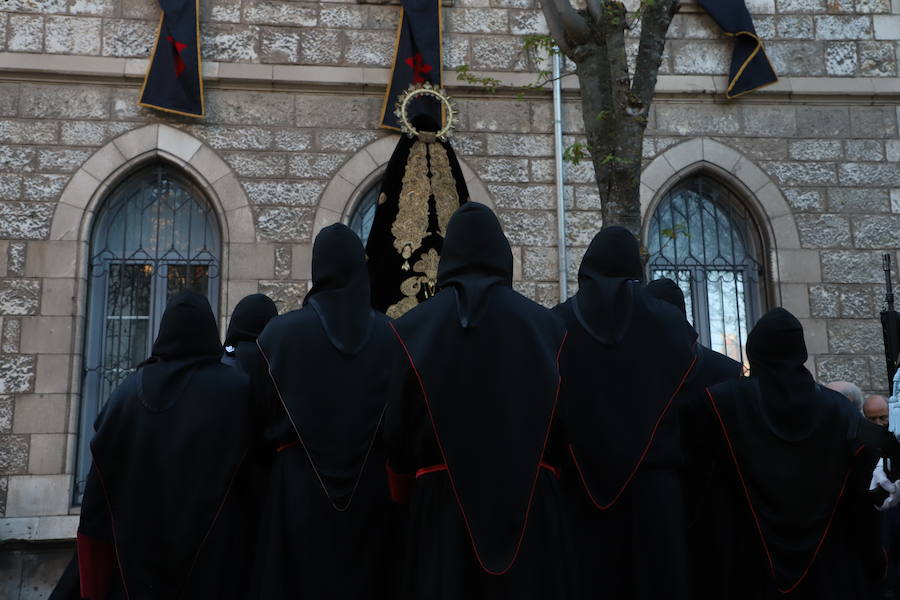 Fotos: La procesión de Nuestra Señora de la Soledad, en imágenes