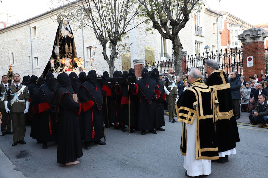 Fotos: La procesión de Nuestra Señora de la Soledad, en imágenes