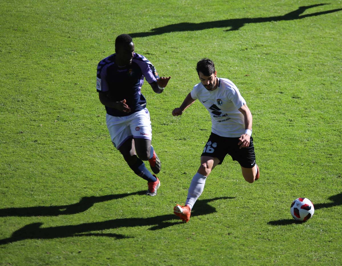 Una selección de las mejores imágenes del Burgos CF - real Valladolid B.