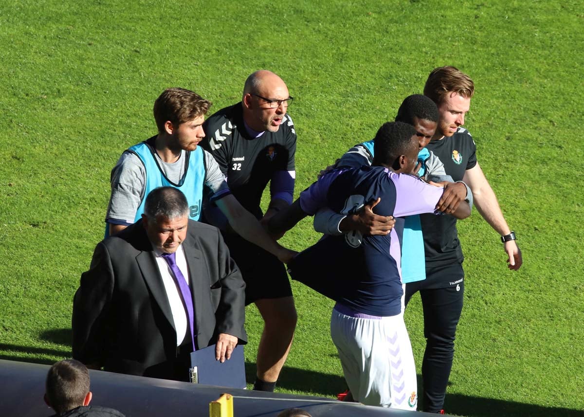 Una selección de las mejores imágenes del Burgos CF - real Valladolid B.
