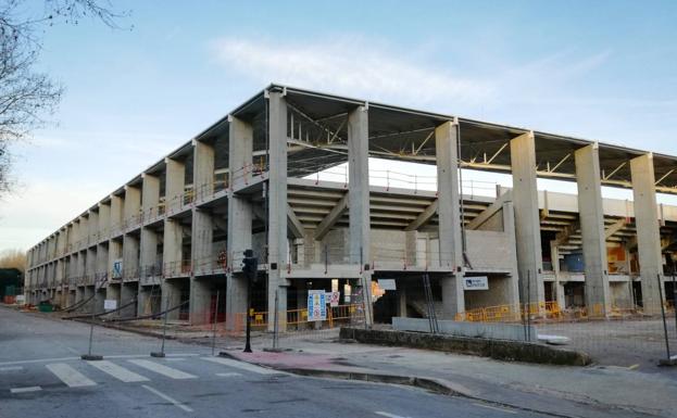 Imagen principal - El Plantío, la Plaza Mayor o el ARU de San Cristóbal son tres de los grandes proyectos de esta legislatura. 