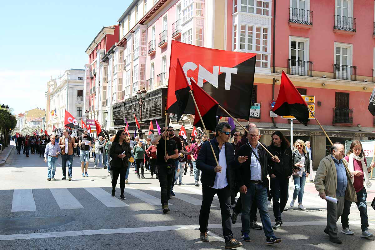 Fotos: Manifestación de CGT en Burgos en el Primero de Mayo