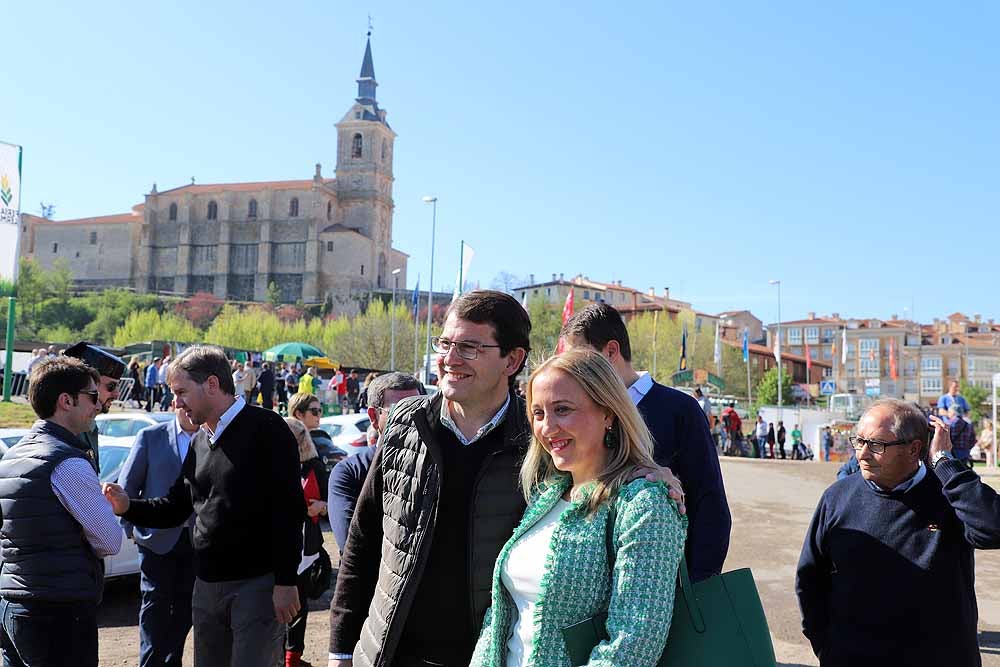 El presidente de la Junta, Juan Vicente Herrera, ha inaugurado la feria pero ha estado acompañado de políticos locales y provinciales, además de los candidatos a la Junta Alfonso Fernández Mañueco y Francisco Igea