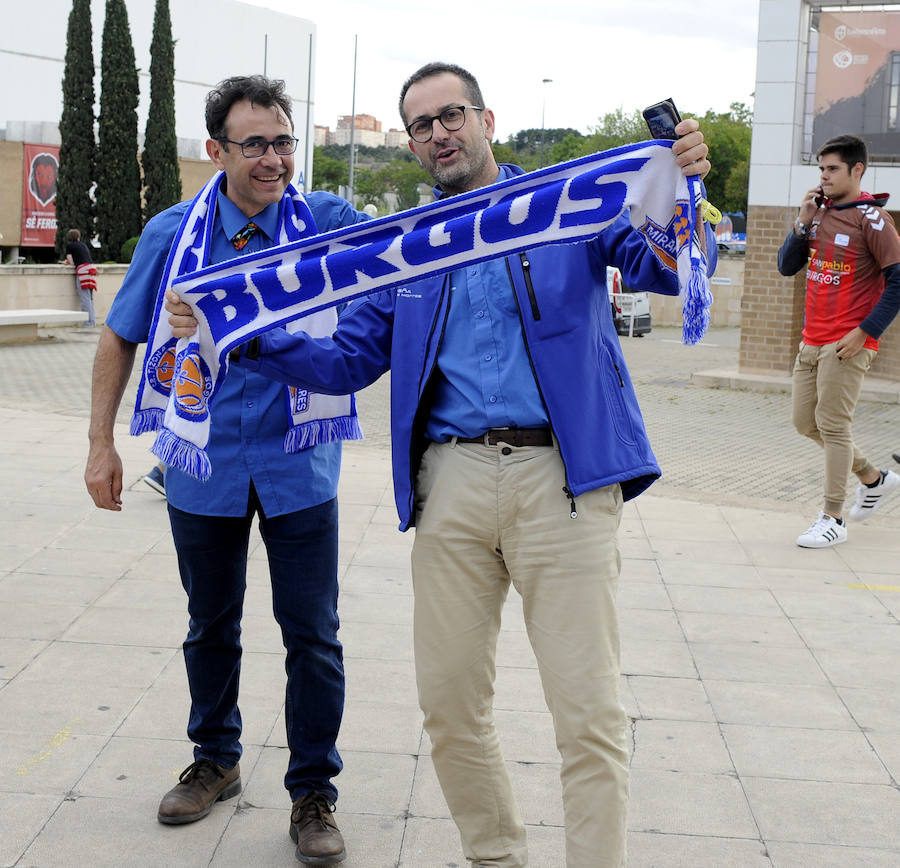 Fotos: Las caras de los que apoyaron al San Pablo en Zaragoza