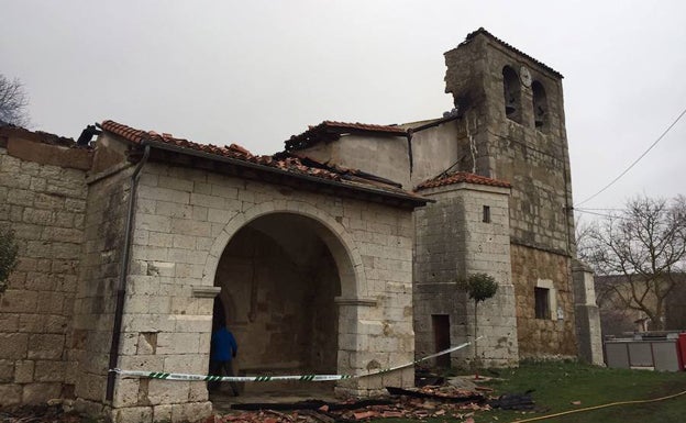 Estado en el que quedó la iglesia parroquial de Arraya de Oca.