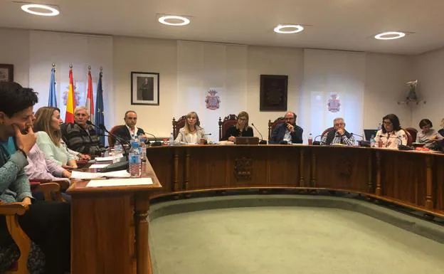 Pleno en el Ayuntamiento de Aranda de Duero. 