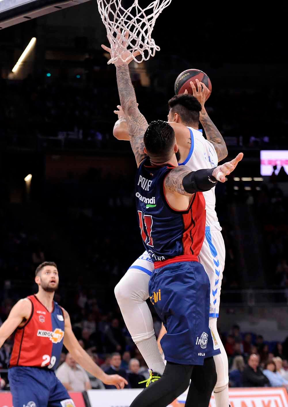 El San Pablo Burgos se ha medido este sábado con el Baskonia en el Fernando Buesa Arena