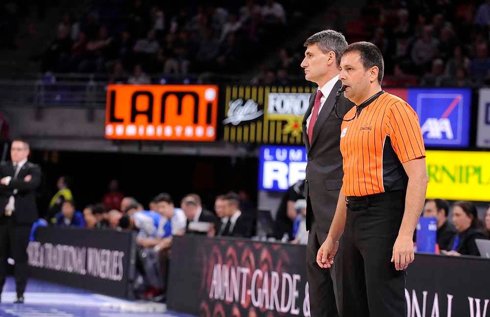 El San Pablo Burgos se ha medido este sábado con el Baskonia en el Fernando Buesa Arena