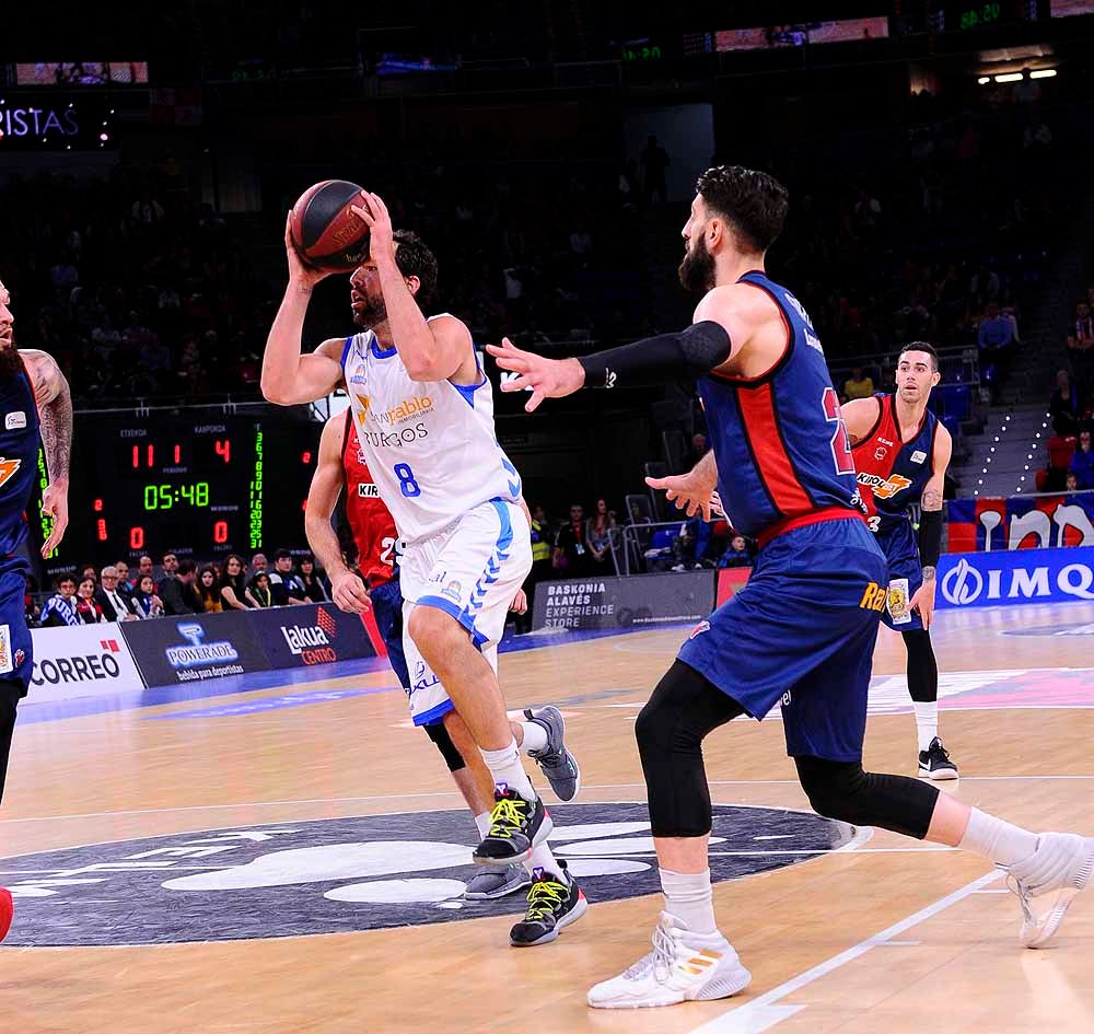 El San Pablo Burgos se ha medido este sábado con el Baskonia en el Fernando Bueso Arena