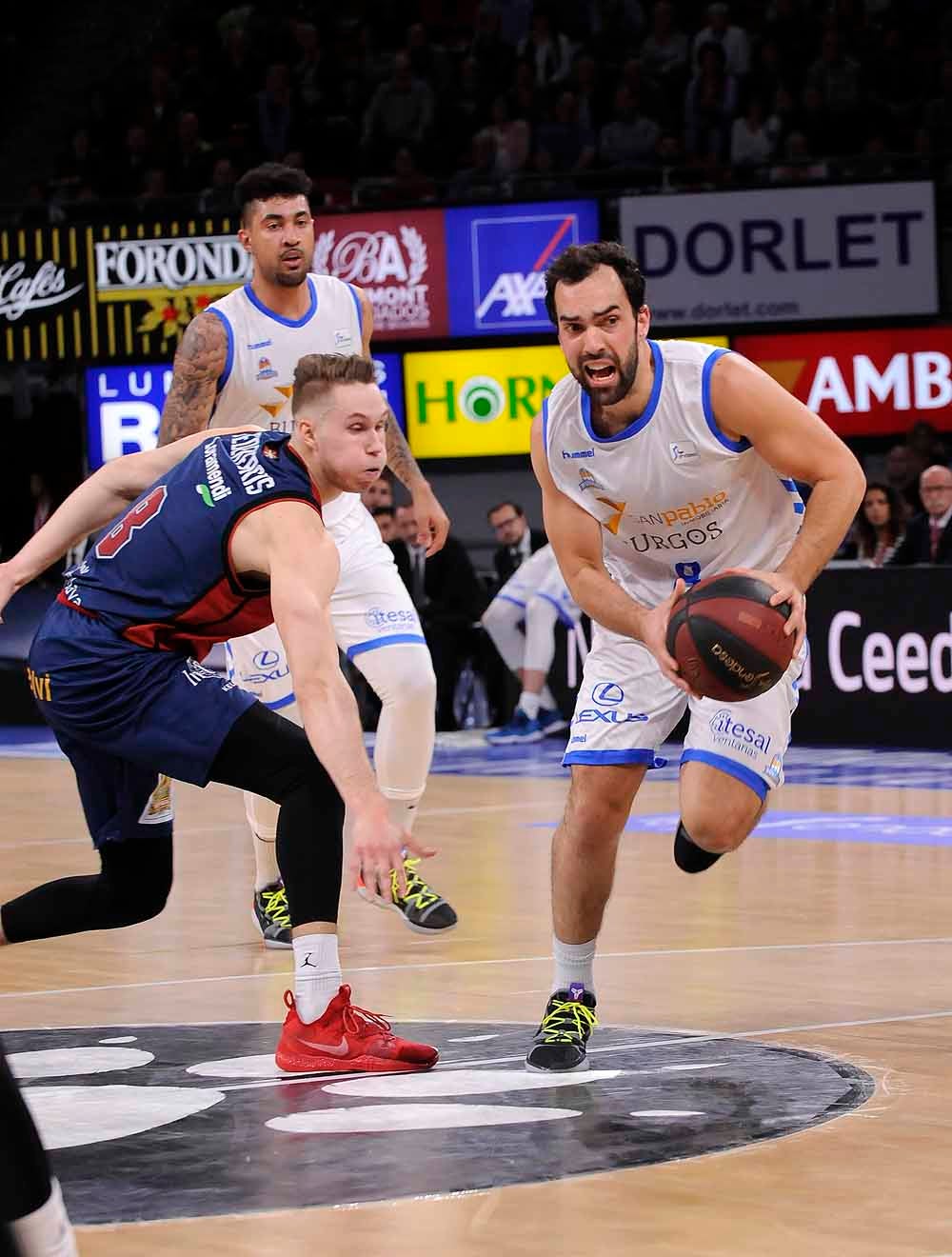 El San Pablo Burgos se ha medido este sábado con el Baskonia en el Fernando Buesa Arena