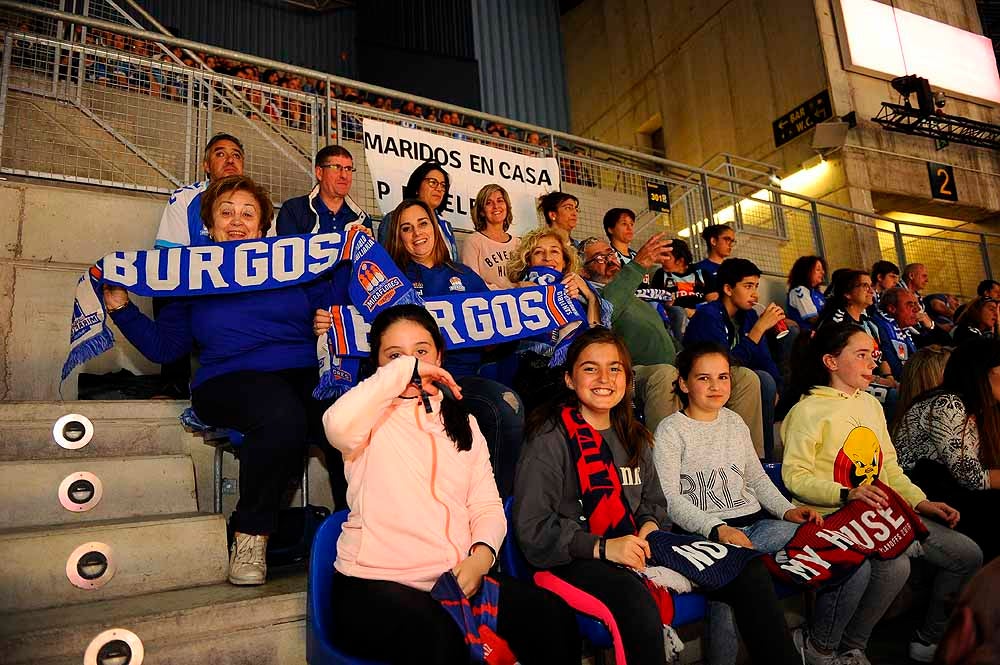 El San Pablo Burgos ha contado con mucha afición burgalesa en su encuentro ante el Baskonia en el Buesa Arena