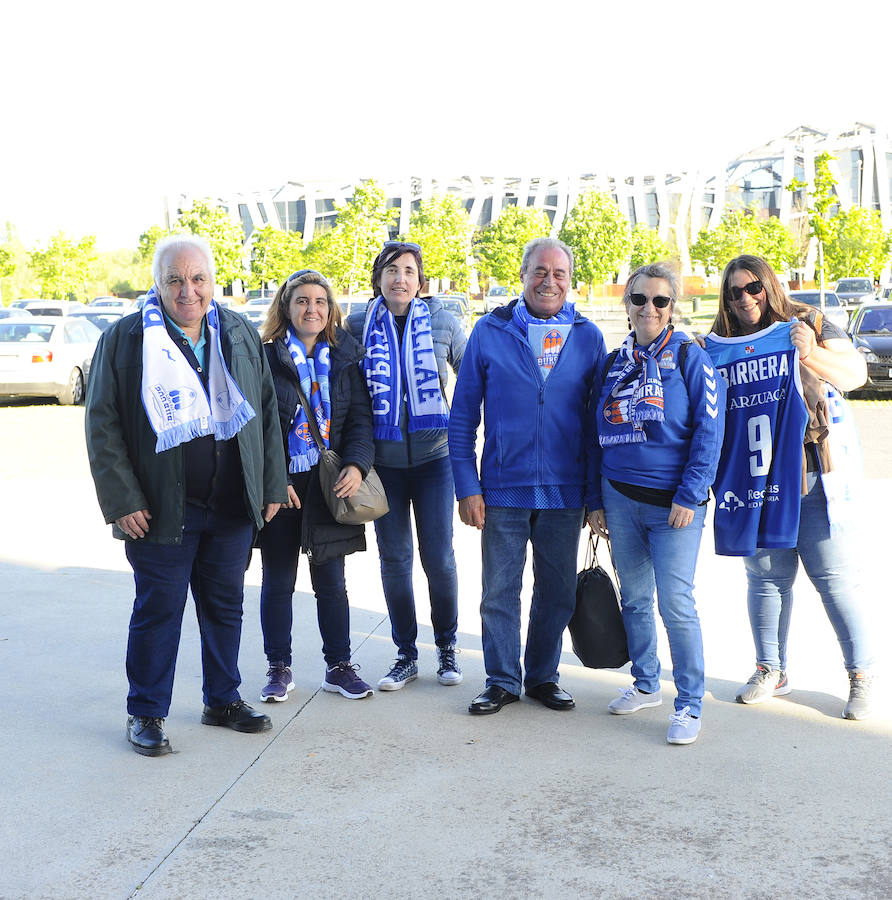 Fotos: Los aficionados burgaleses han apoyado al San Pablo Burgos en su choque contra el Baskonia