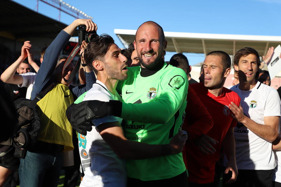 Fotos: La celebración el El Plantío tras la salvación del Burgos CF