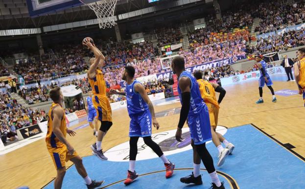 Imagen de archivo de un partido del San Pablo en el Coliseum. 