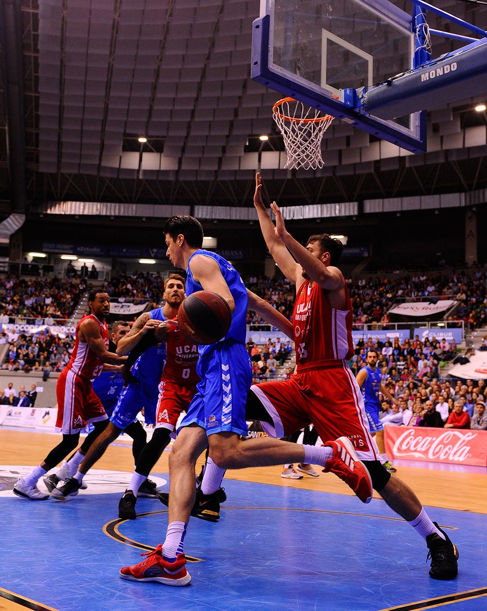 Fotos: Las mejores imágenes del partido entre el San Pablo Burgos y el UCAM Murcia