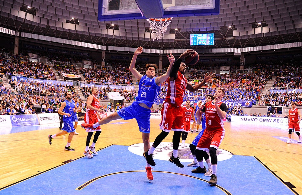 Fotos: Las mejores imágenes del partido entre el San Pablo Burgos y el UCAM Murcia