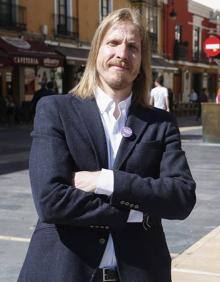 Imagen secundaria 2 - Pablo Fernández en su ciudad