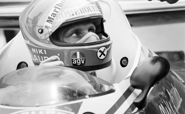 Niki Lauda, durante una sesión de entrenamientos en Mónaco. 