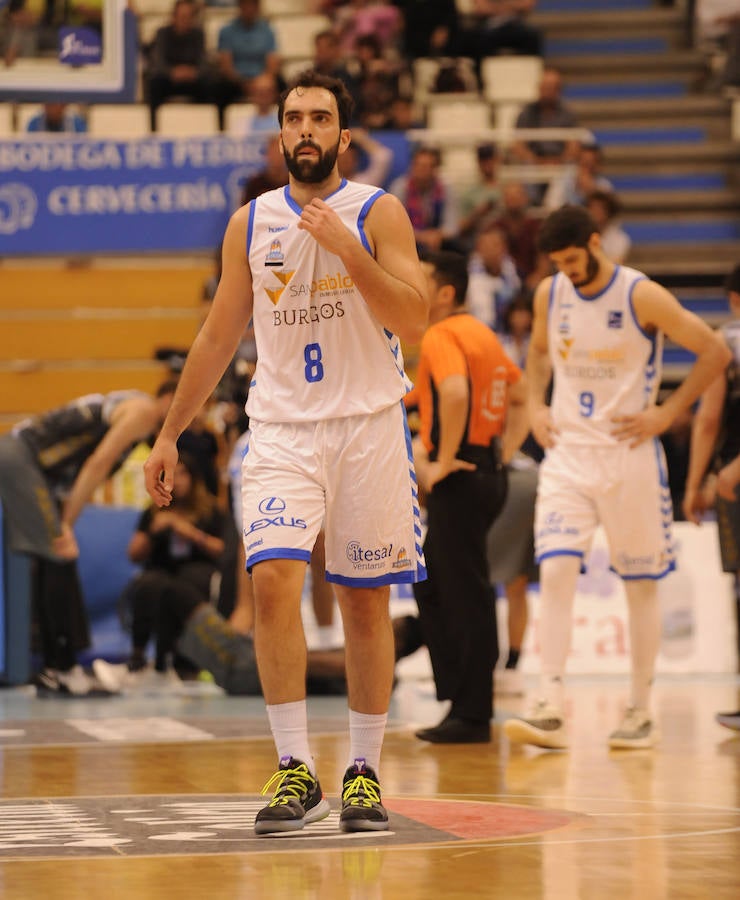 Fotos: El San Pablo Burgos despide la temporada con una victoria histórica en Lugo