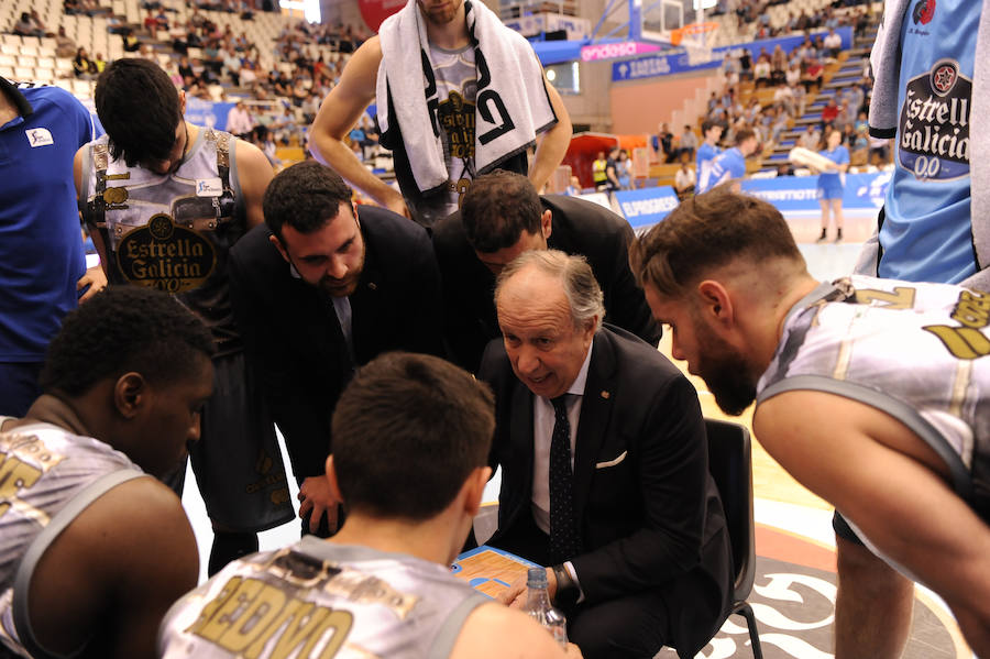 Fotos: El San Pablo Burgos despide la temporada con una victoria histórica en Lugo