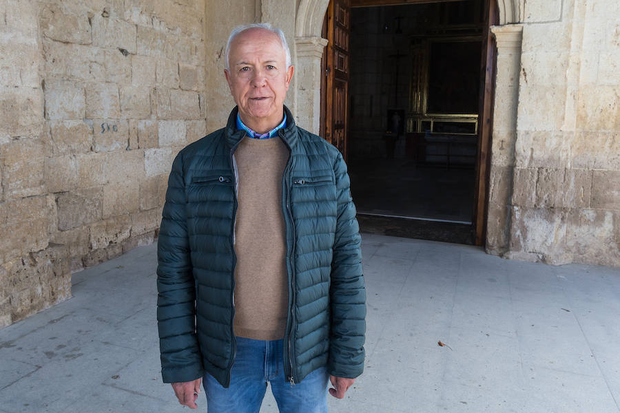 José Antón, vecino de Hornillos del Camino, durante el día de elecciones