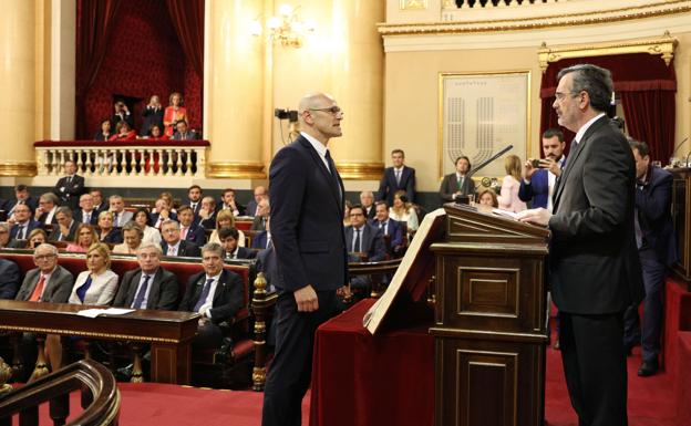 Romeva promete su cargo el pasado 21 de mayo, durante la sesión constitutiva del Senado. 