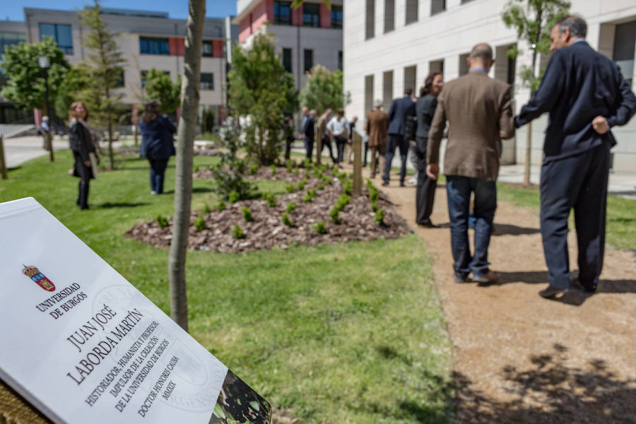 La Universidsad de Burgos cuenta con un Jardín de la Sabiduría que recuerda a sus 19 Honoris Causa