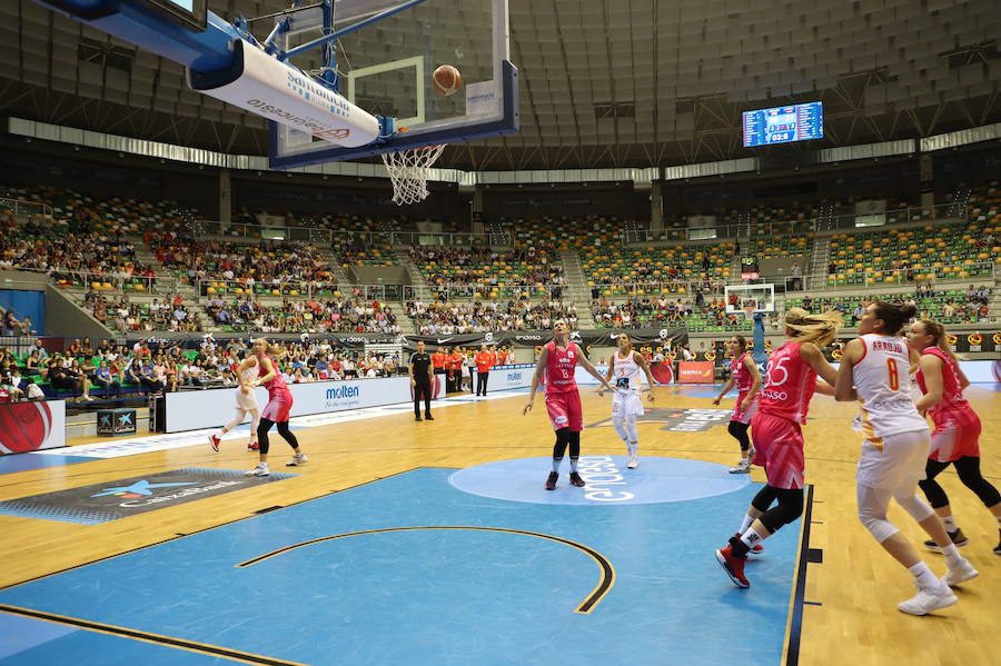 Fotos: Las mejores imágenes del partido de baloncesto entre España y Letonia