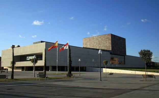 Edifico de las Cortes de Castilla y León.