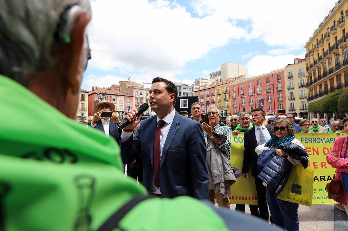 Fotos: Pleno de constitución del Ayuntamiento de Burgos en el que ha sido investido como alcalde Daniel de la Rosa (PSOE)