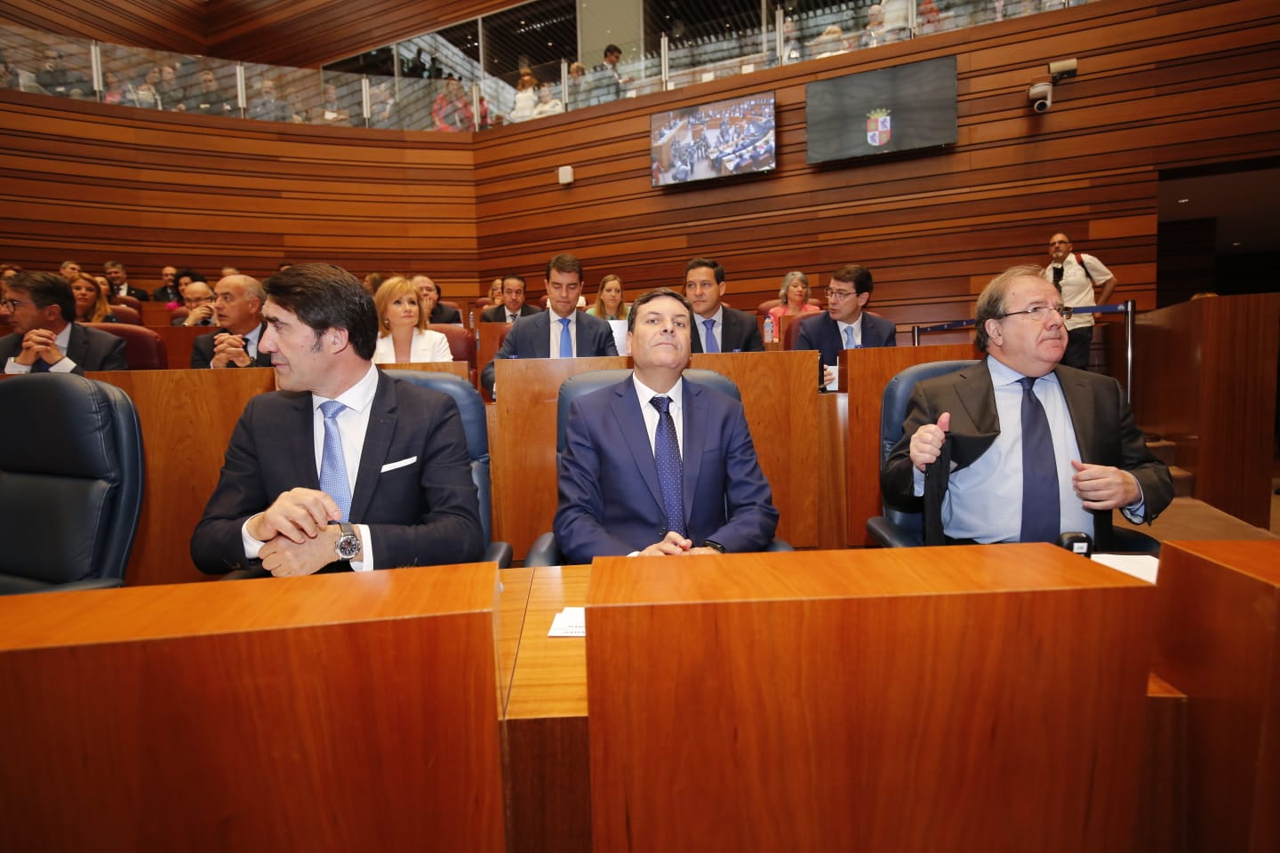 El procurador electo de Ciudadanos Luis Fuentes es proclamado presidente de la institución regiona en su décima legislatura